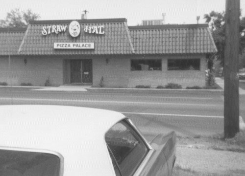 Exterior view of a Reno Straw Hat Pizza